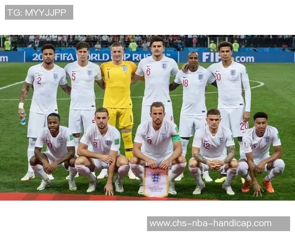 英格兰足球服的历史演变与文化象征探讨